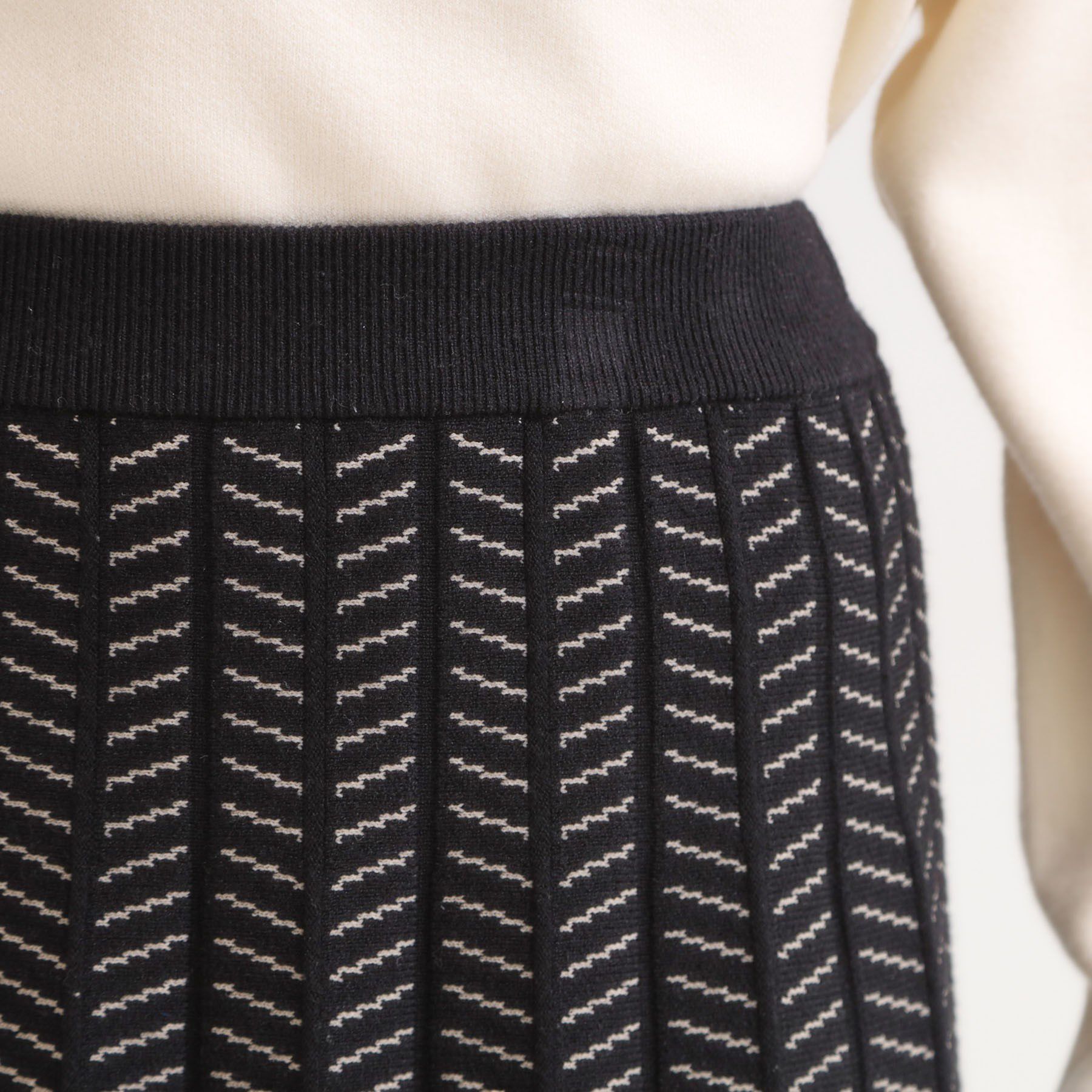 SHOO･LA･RUE「【高レビュー/セットアップ可】女性らしさ際立つ 洗えるもちもちニットスカート」|スカート|