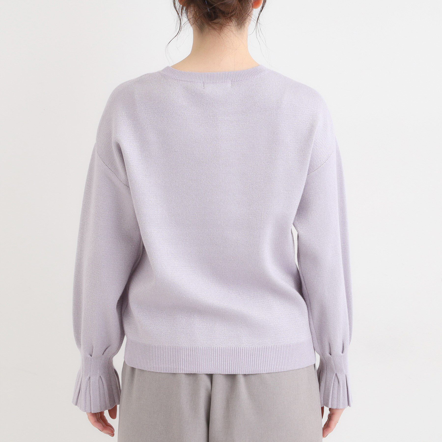 SHOO･LA･RUE「【S-LL】お袖タックが女性らしさをプラス 華やかラメニット」|ニット・セーター|