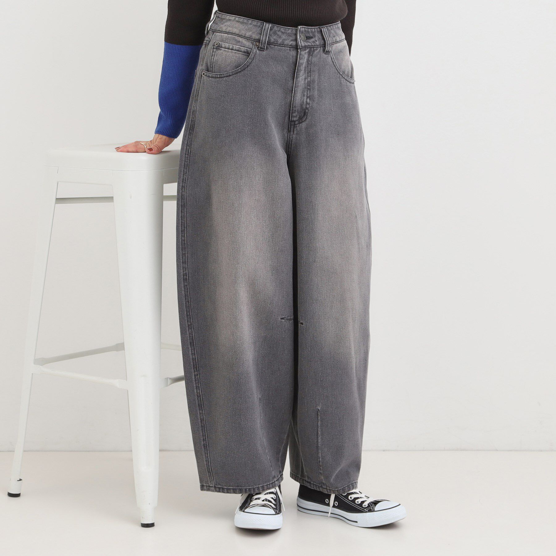 SHOO･LA･RUE「【S-LL】立体カーブデニムパンツ」|デニム|ブラック(019)