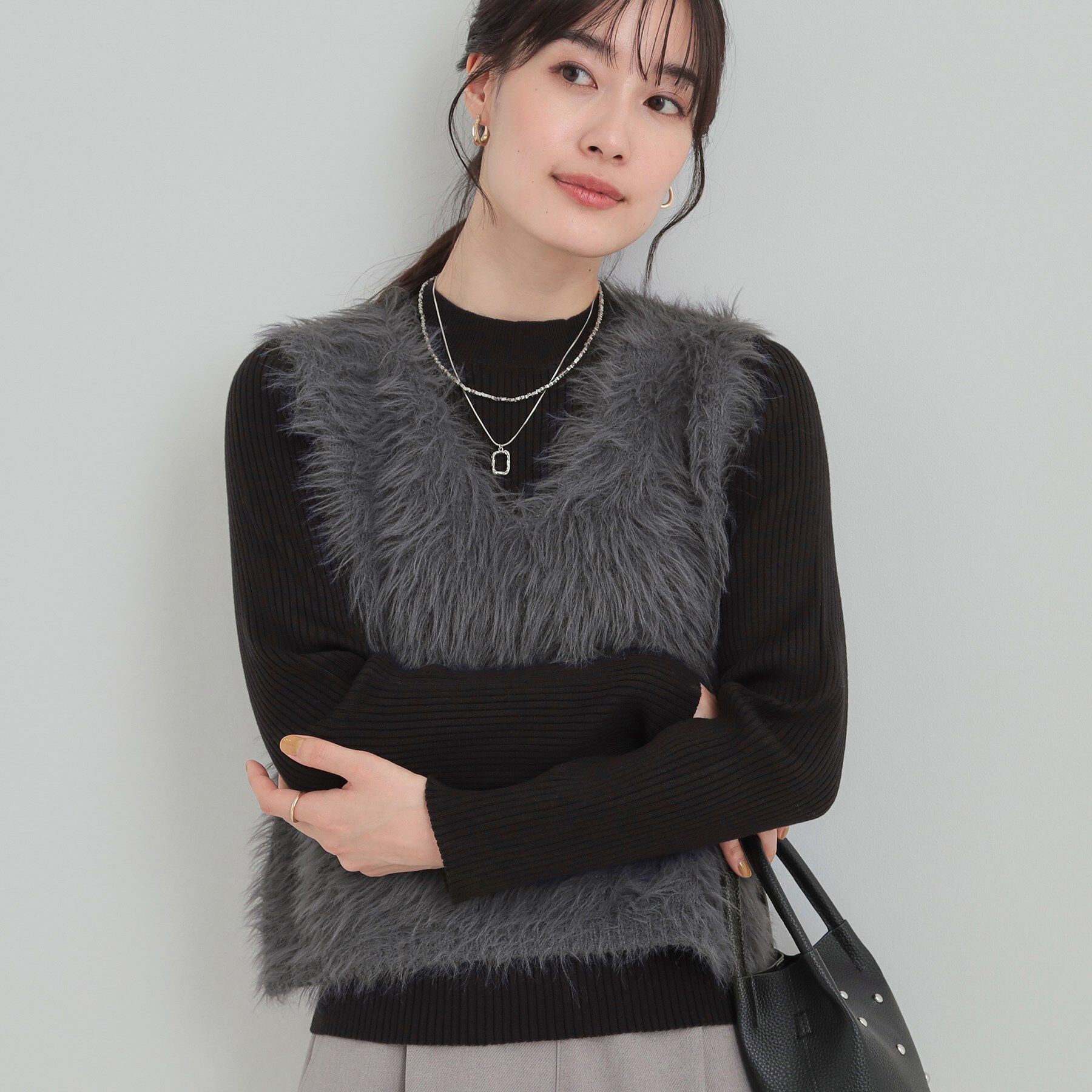 SHOO･LA･RUE「【S-LL/2点セット】着るだけでコーデが決まる フェザーニットベスト&times;リブニット」|その他|チャコールグレー(0