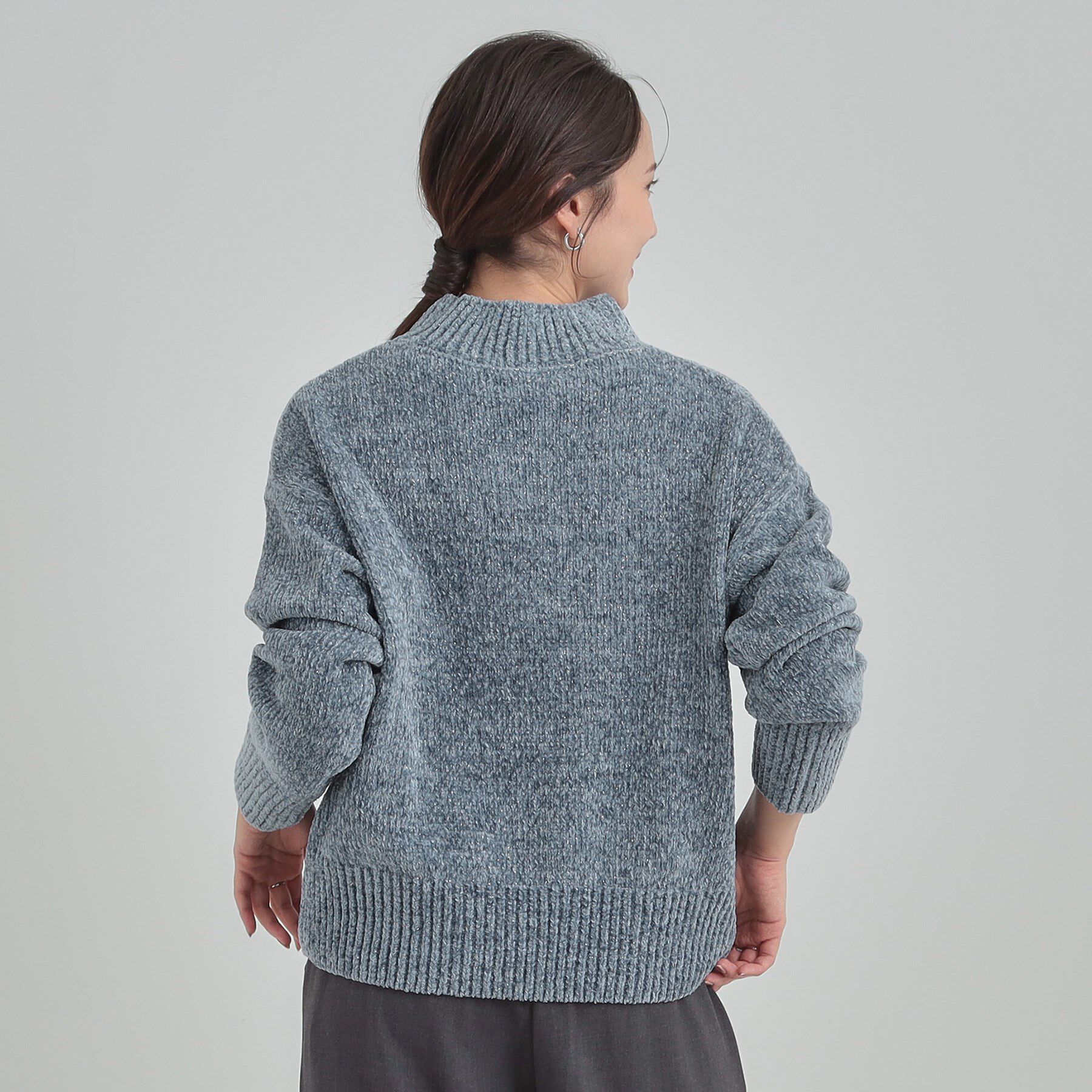 SHOO･LA･RUE「【S-LL】ほんのりラメで女性らしい ベロアモールモックネックニット」|ニット・セーター|
