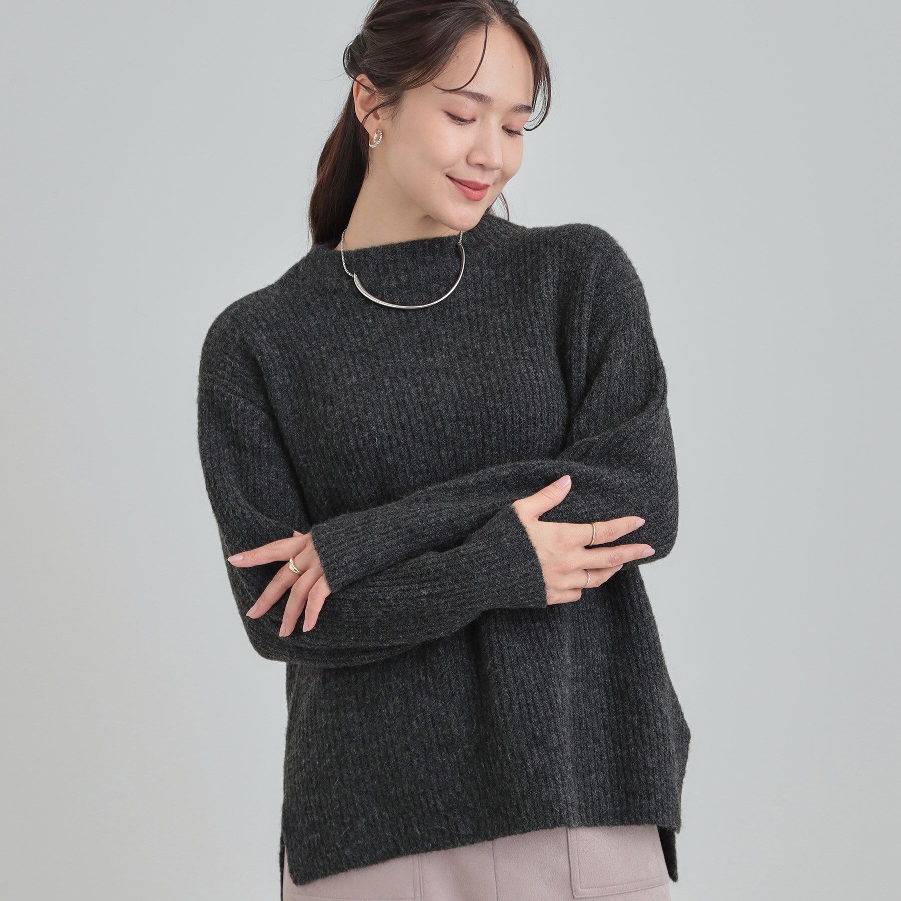 SHOO･LA･RUE「【S-LL/洗濯機可】ふわふわが魅力 ハイネックニットプルオーバー」|ニット・セーター|スミクロ(018)