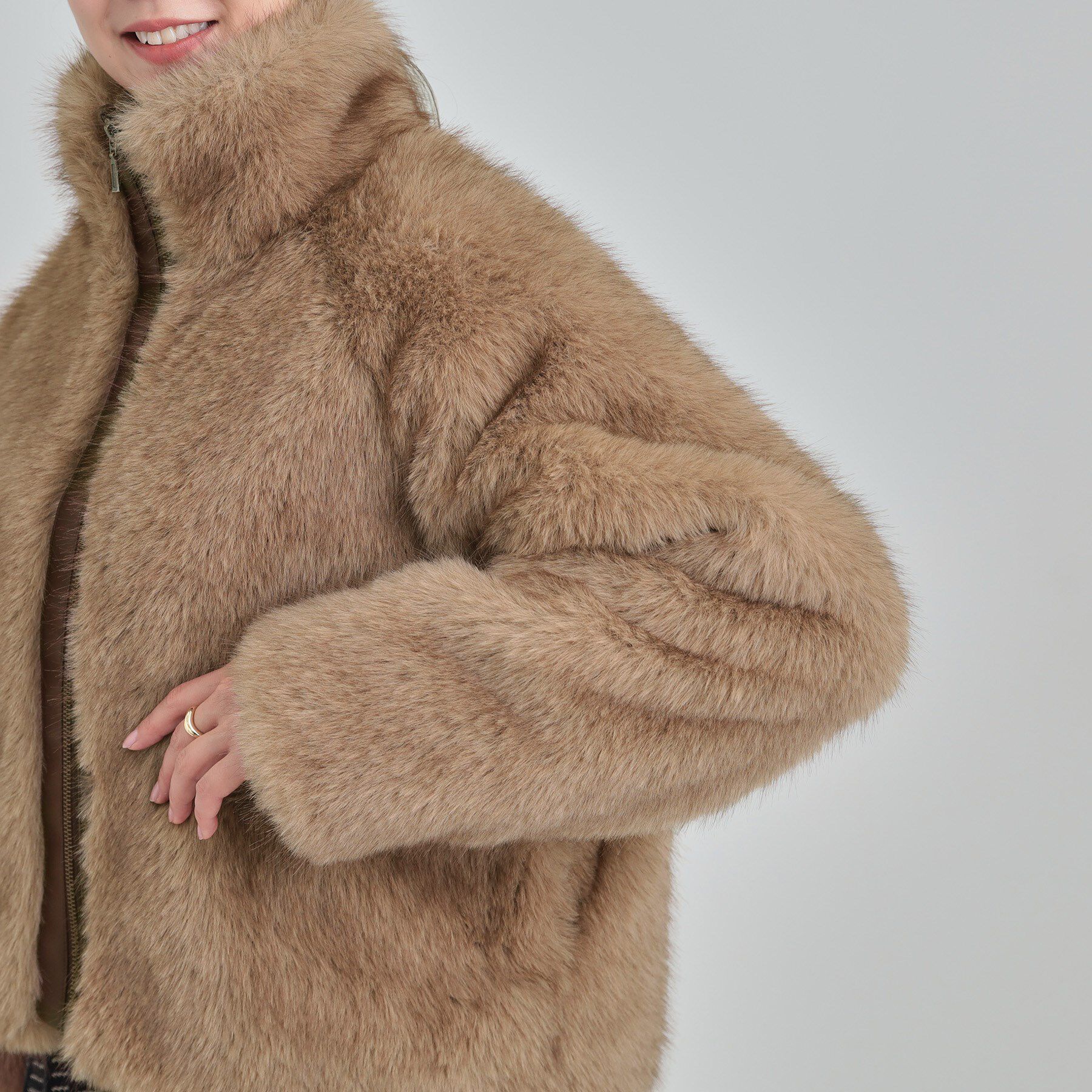 SHOO･LA･RUE「フェイクファーブルゾン」|ブルゾン・スタジャン|