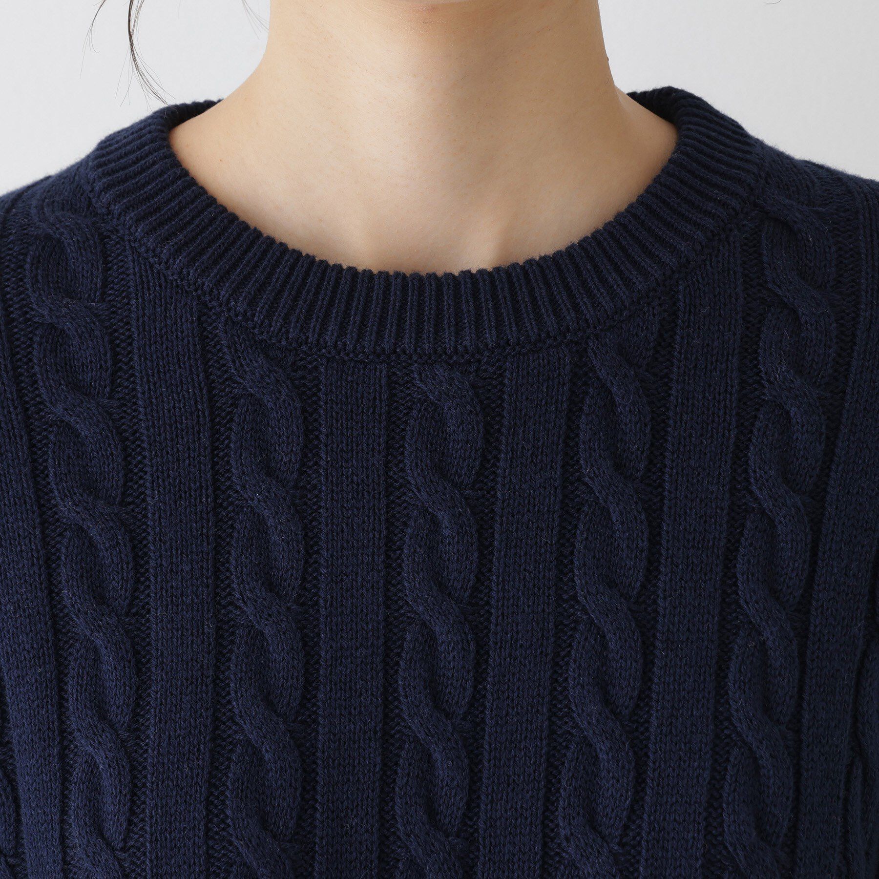 Dessin「【ユニセックス・洗える】クルーネックケーブルニット」|ニット・セーター|