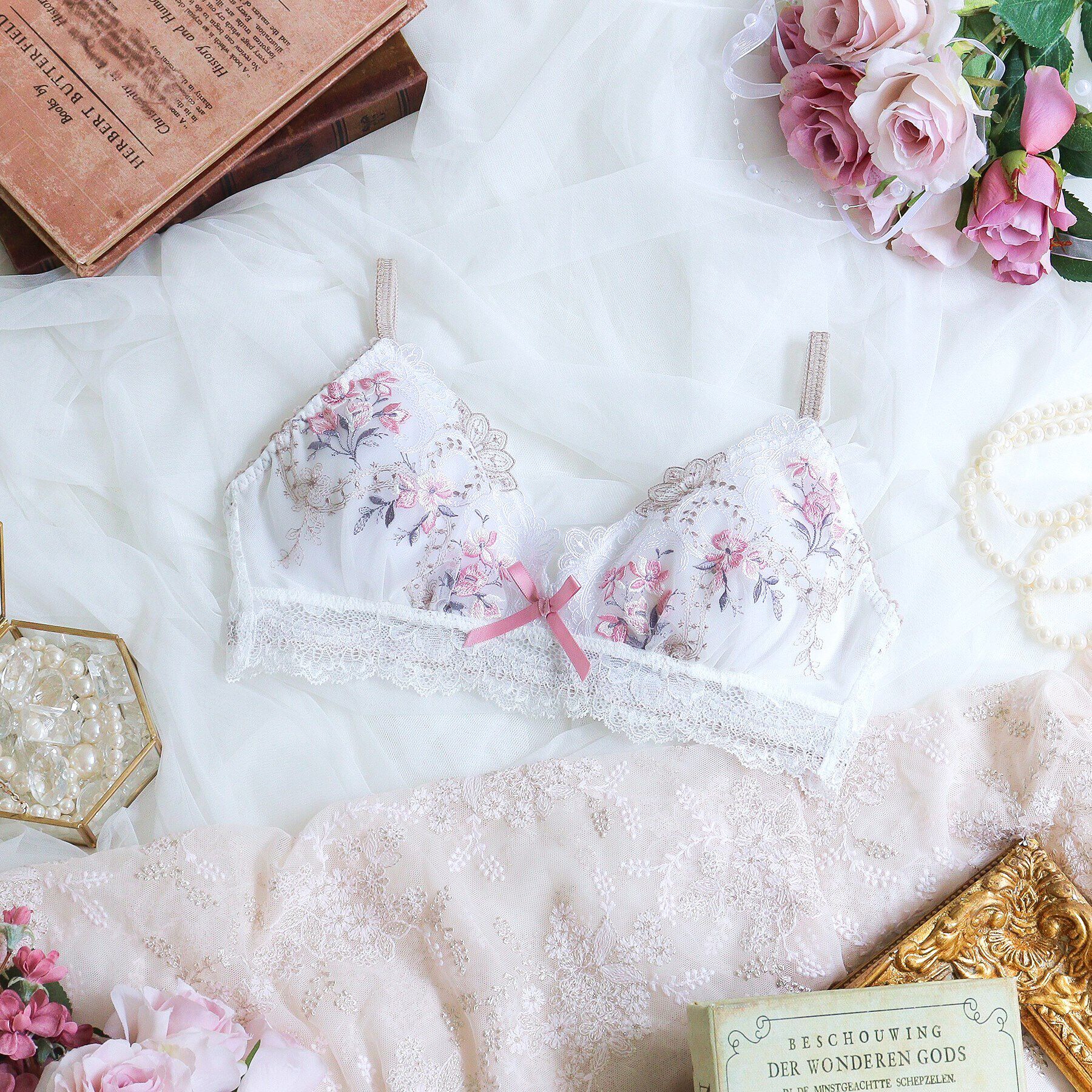 Risa Magli「アリーシャ ソフトブラ」|インナー|