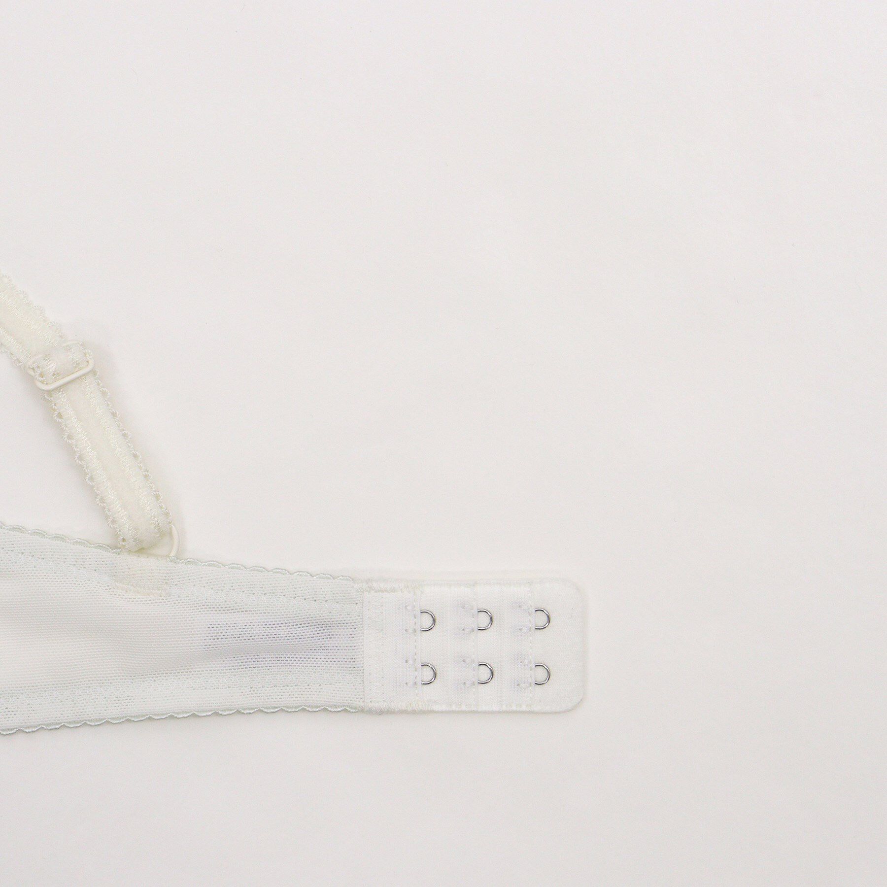 Risa Magli「キャシー ブラジャー （B-C） ＜サイドシェイプ＞」|インナー|