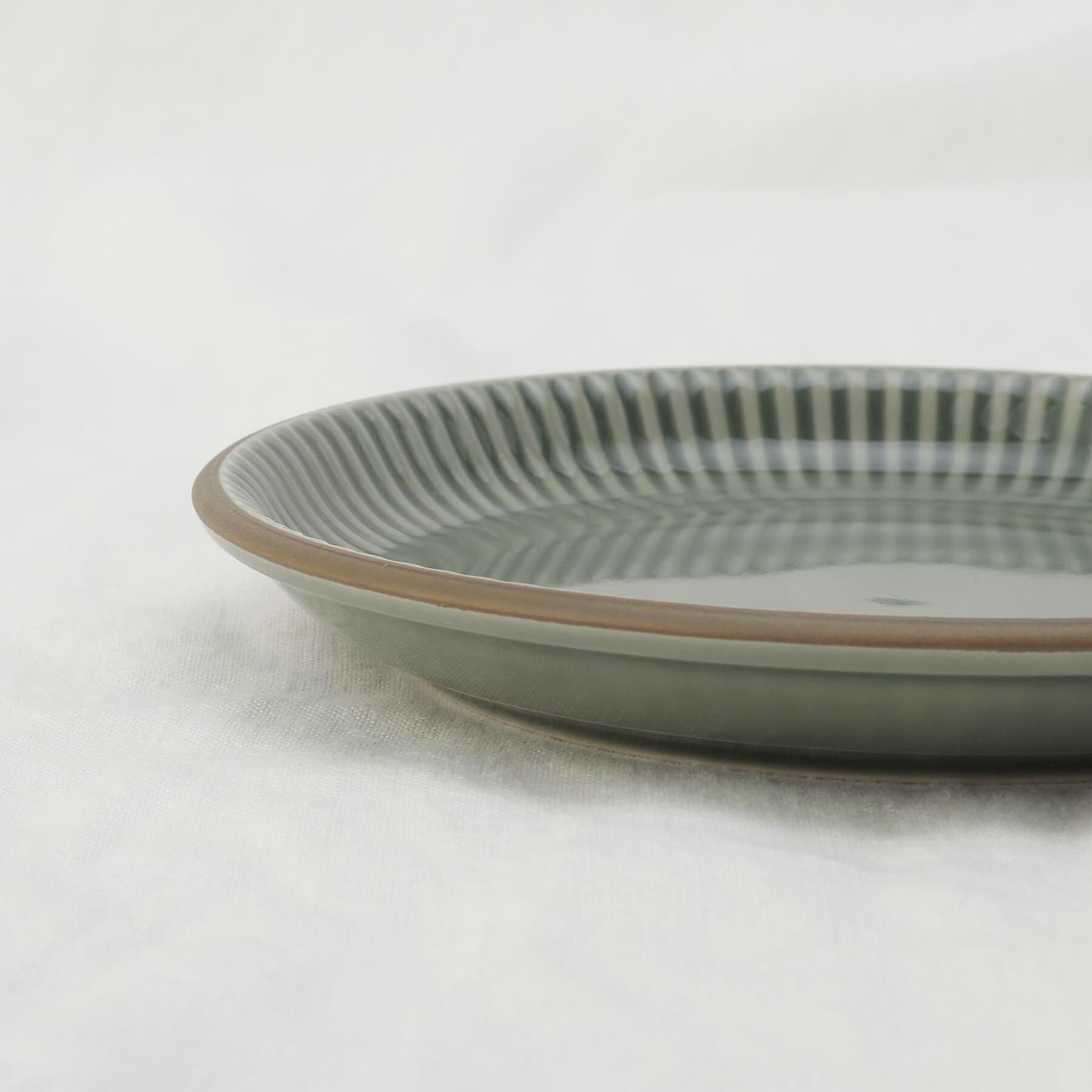 212 KITCHEN STORE「サザンバレー ファームグリーン 17.5cmプレート」|食器・キッチングッズ|