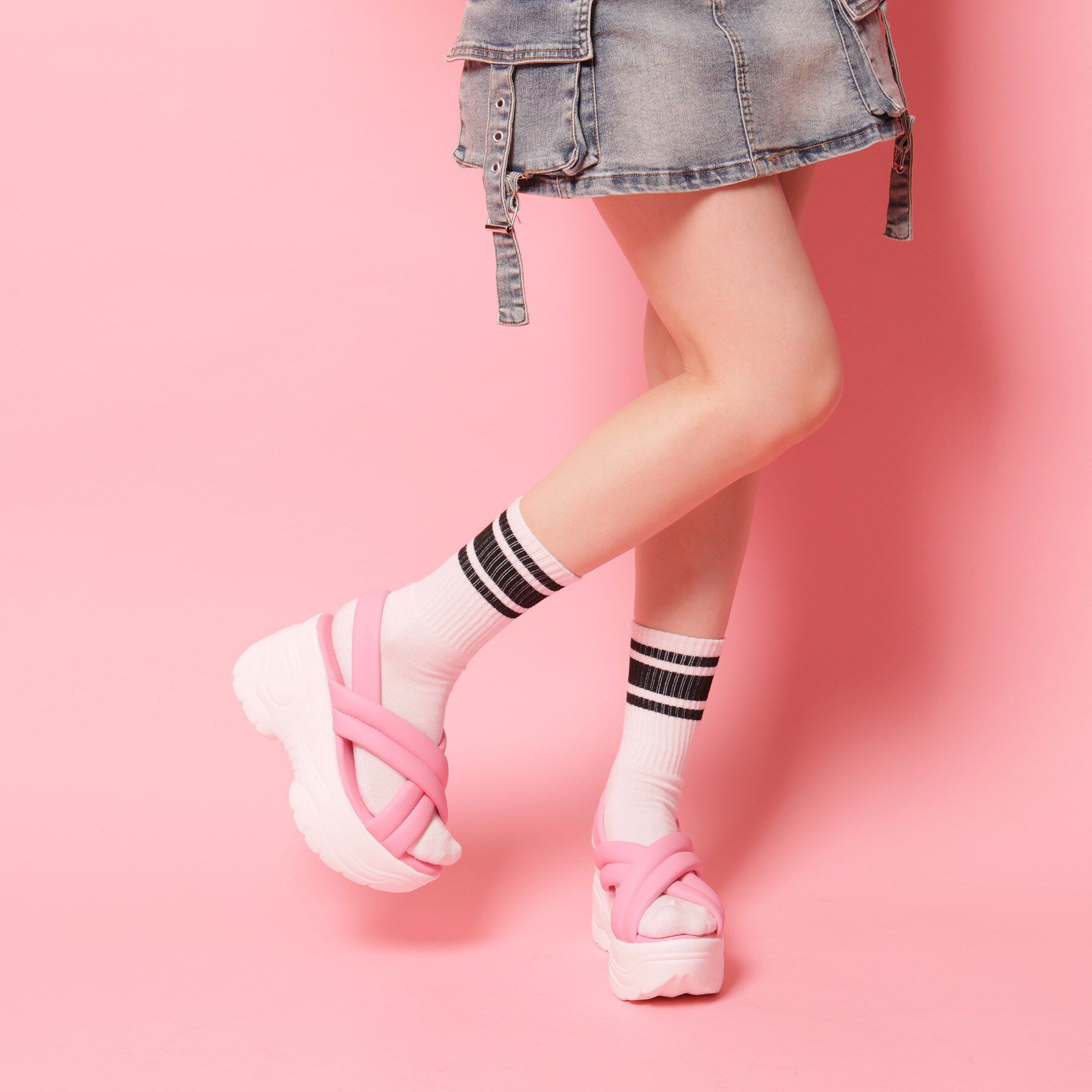 csT&P「厚底クロスサンダル パデットサンダル」|サンダル|