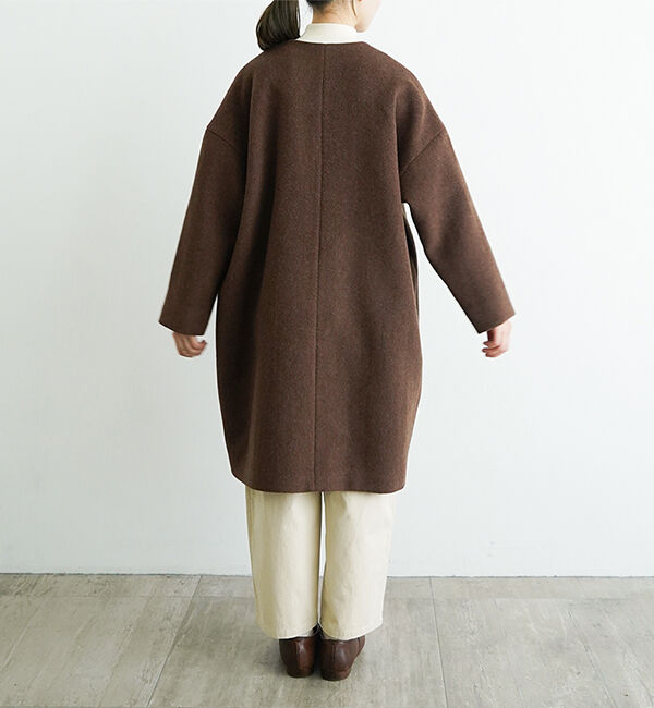 オオカミとフクロウ「オオカミとシロクマのヴィーカ&ldquo;ロングメルトン&rdquo;」|ノーカラーコート|