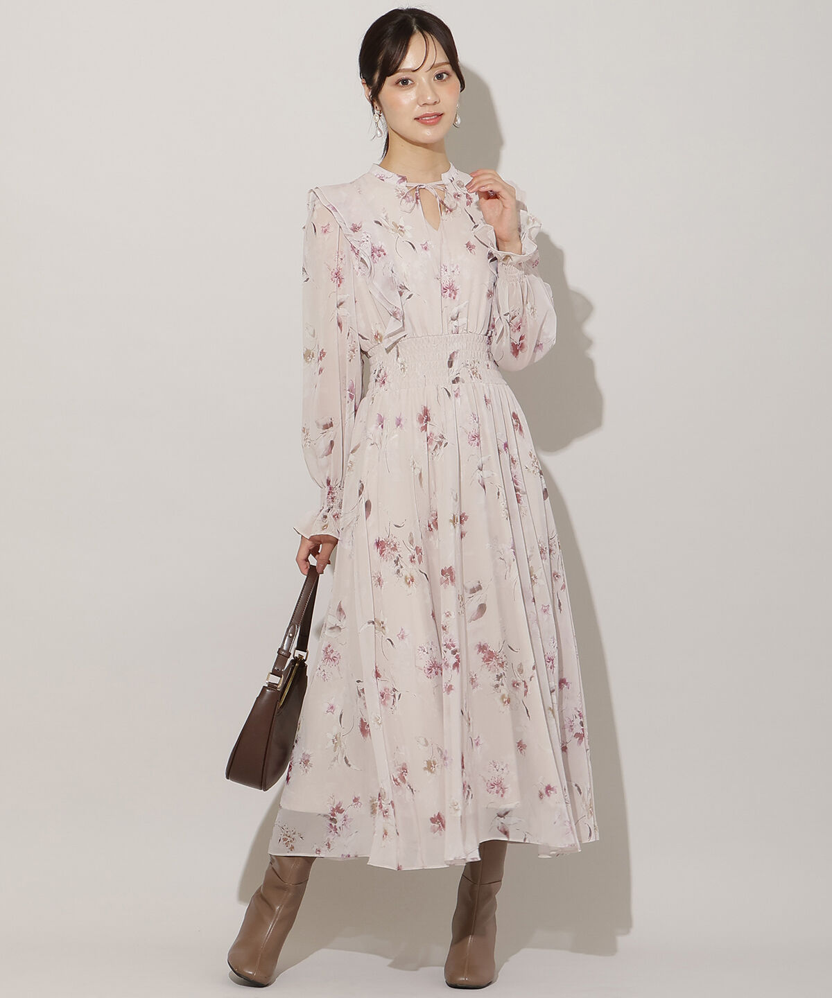 WILLSELECTION「フラワープリントウエストシャーリングワンピース」|ワンピース|赤系花柄