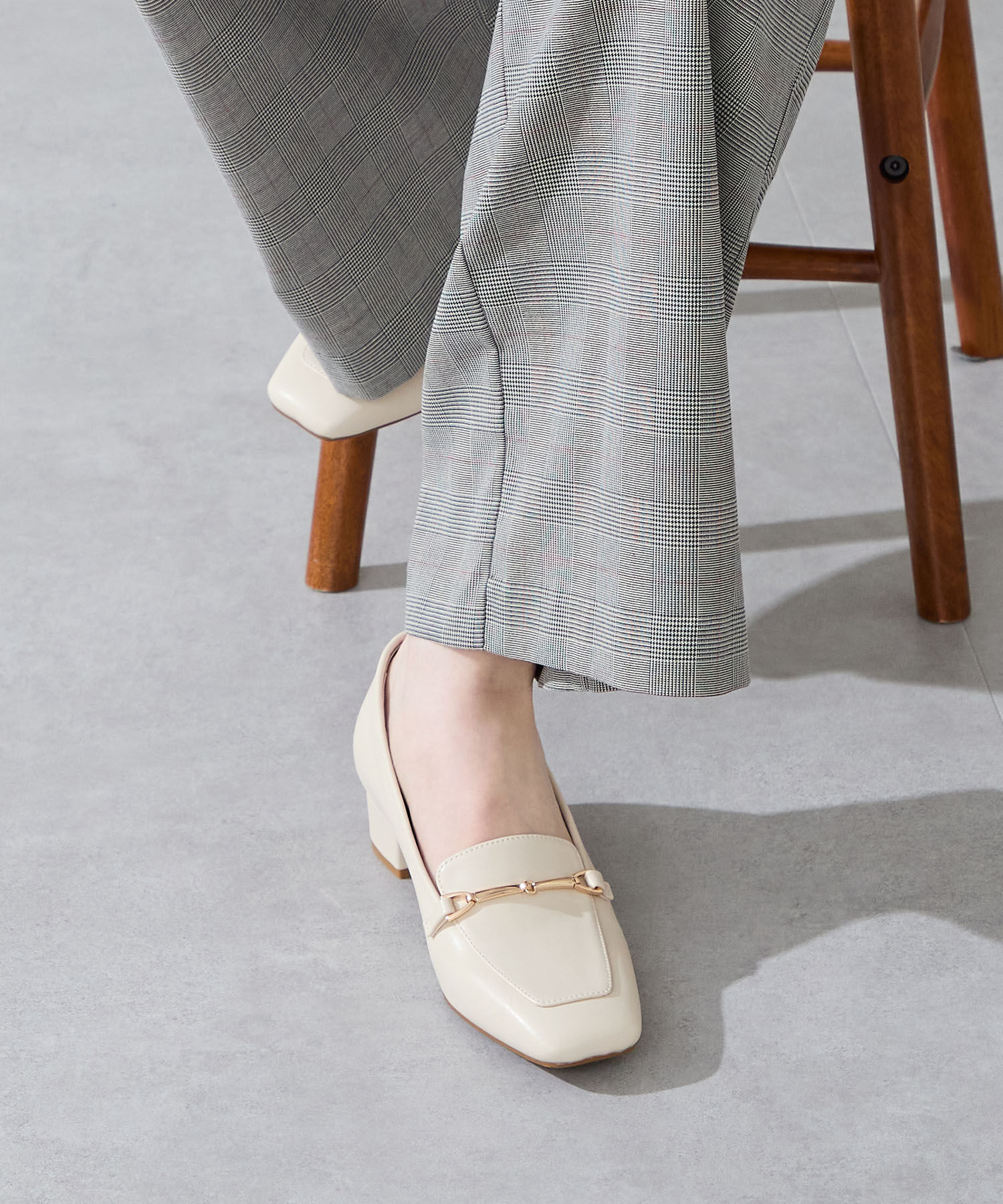 WA Oriental TRaffic「●2025秋冬新作●メタリックラインビット ヒール ローファー /52301 通勤靴 オフィス」|パンプス|