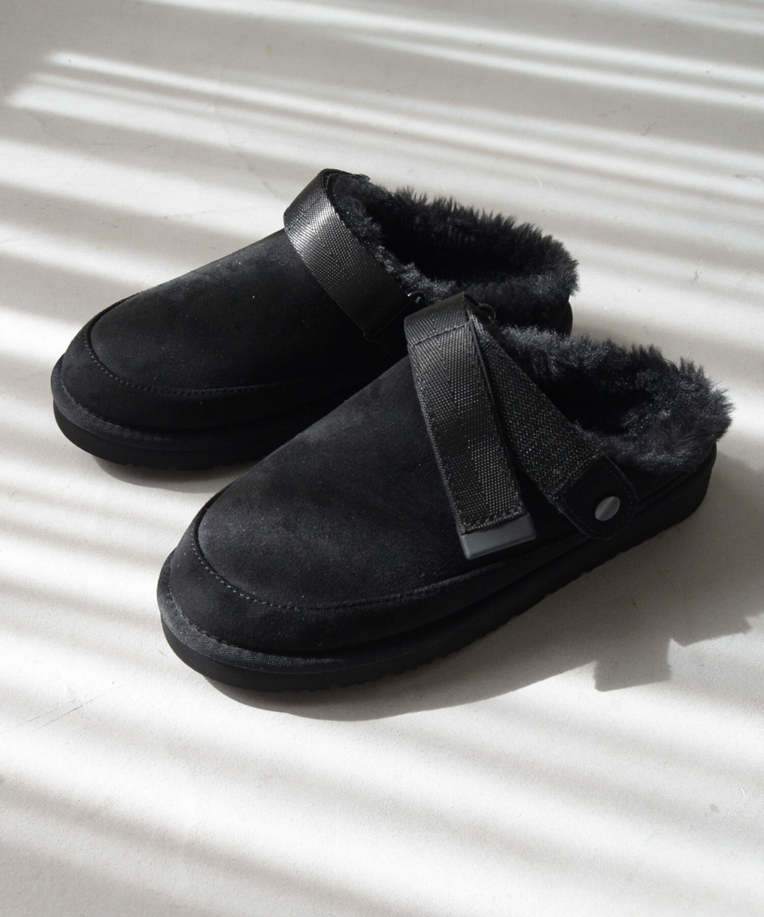 ORiental TRaffic「●2025秋冬新作●【 厚底 ・ 軽量 】 ムートン ベルト サンダル /55302 もこもこ 暖かい 防寒」|モカシン|