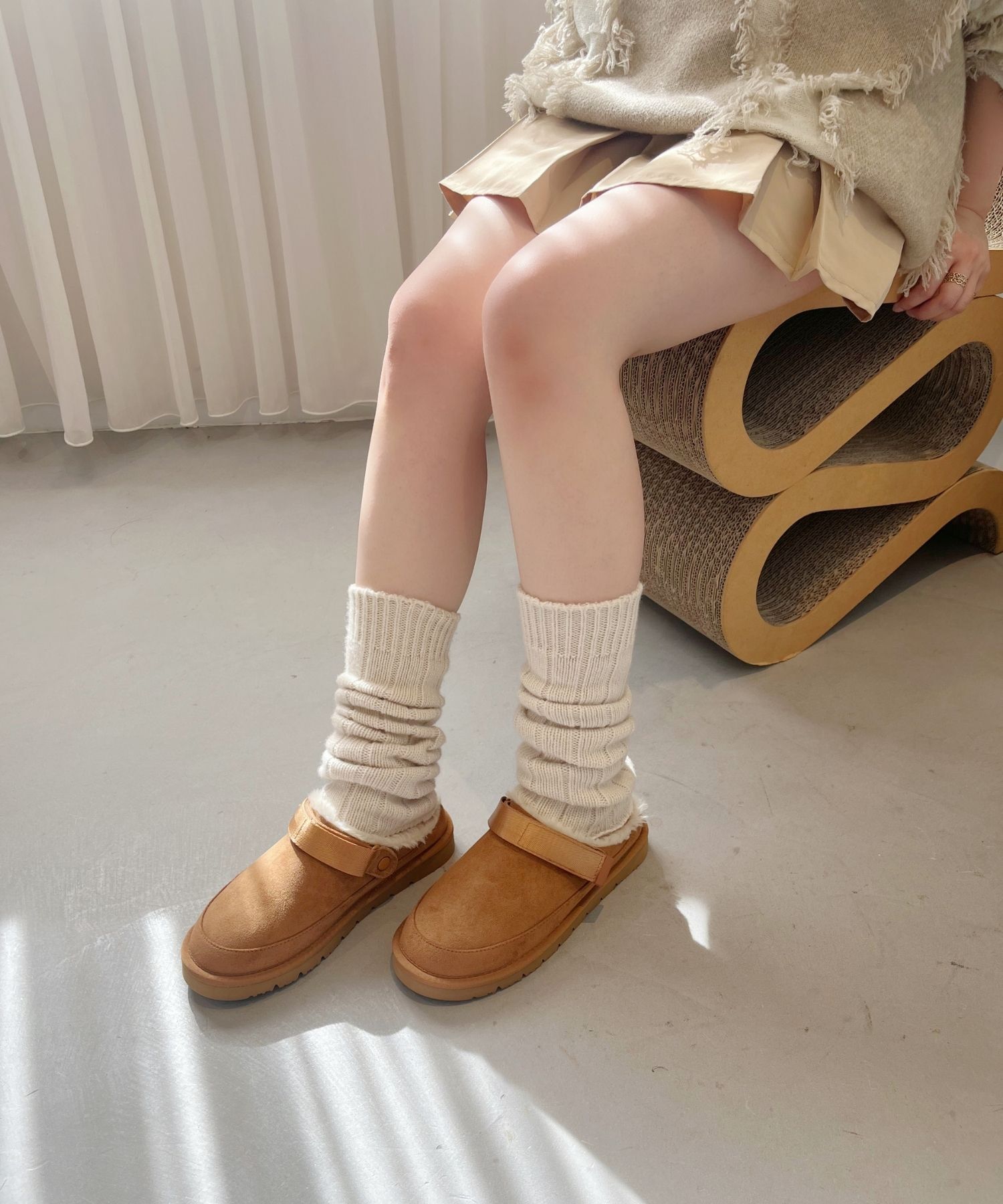 ORiental TRaffic「●2025秋冬新作●【 厚底 ・ 軽量 】 ムートン ベルト サンダル /55302 もこもこ 暖かい 防寒」|モカシン|CAMEL