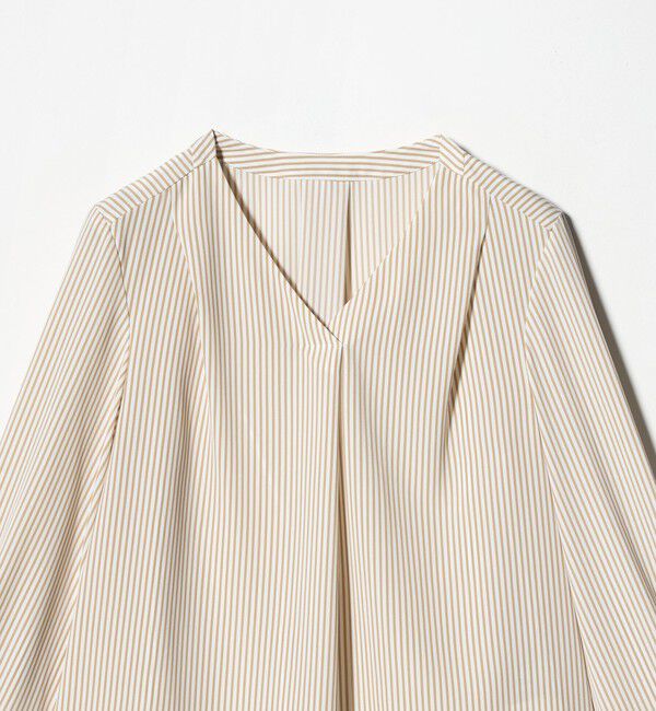 UNITED ARROWS green label relaxing「肩タック Vネック ブラウス マシンウォッシャブル UVカット」|シャツ・ブラウス|