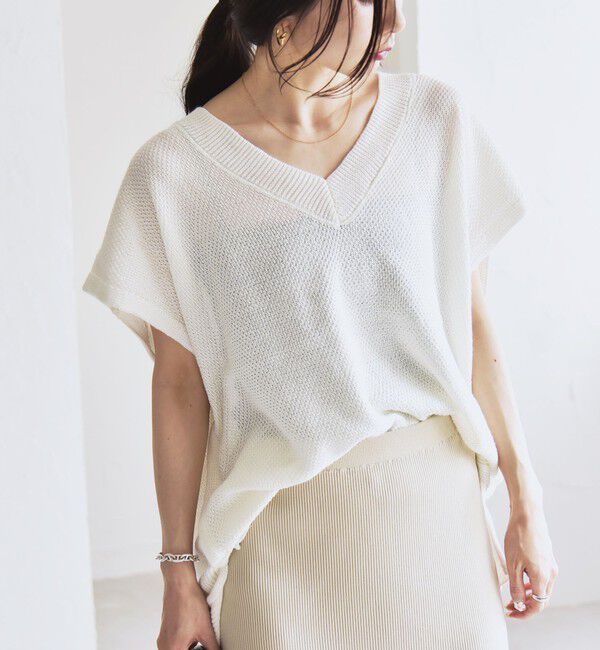 quaranciel「quaranciel:〈手洗い可能〉ラミー ミックス Vネック ノースリーブ シアー ニット」|ニット・セーター|ホワイト