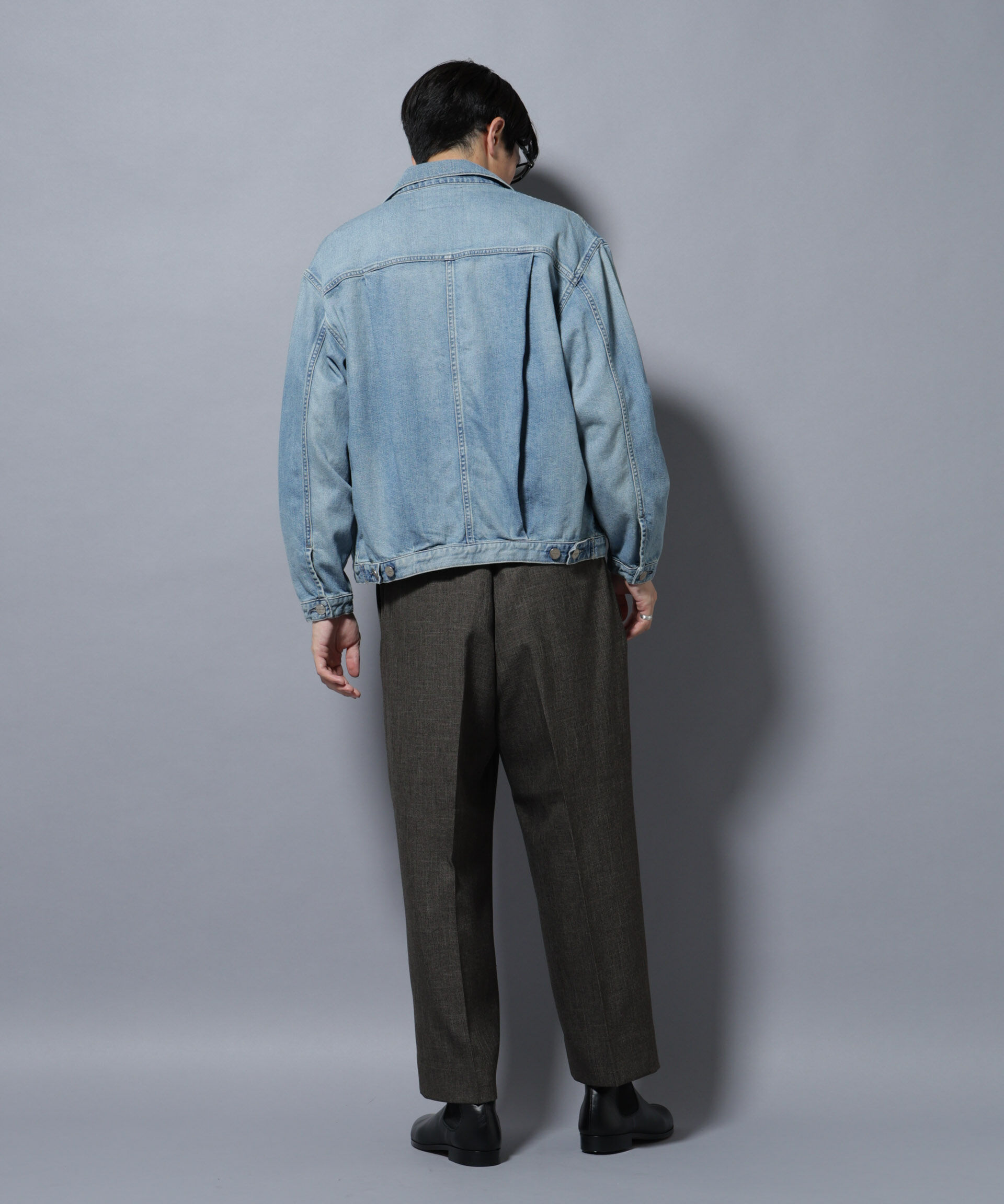 nano･universe「AUTHENコラボ SILKNIZED DENIM トラッカージャケット(セットアップ可)」|ブルゾン・スタジャン|