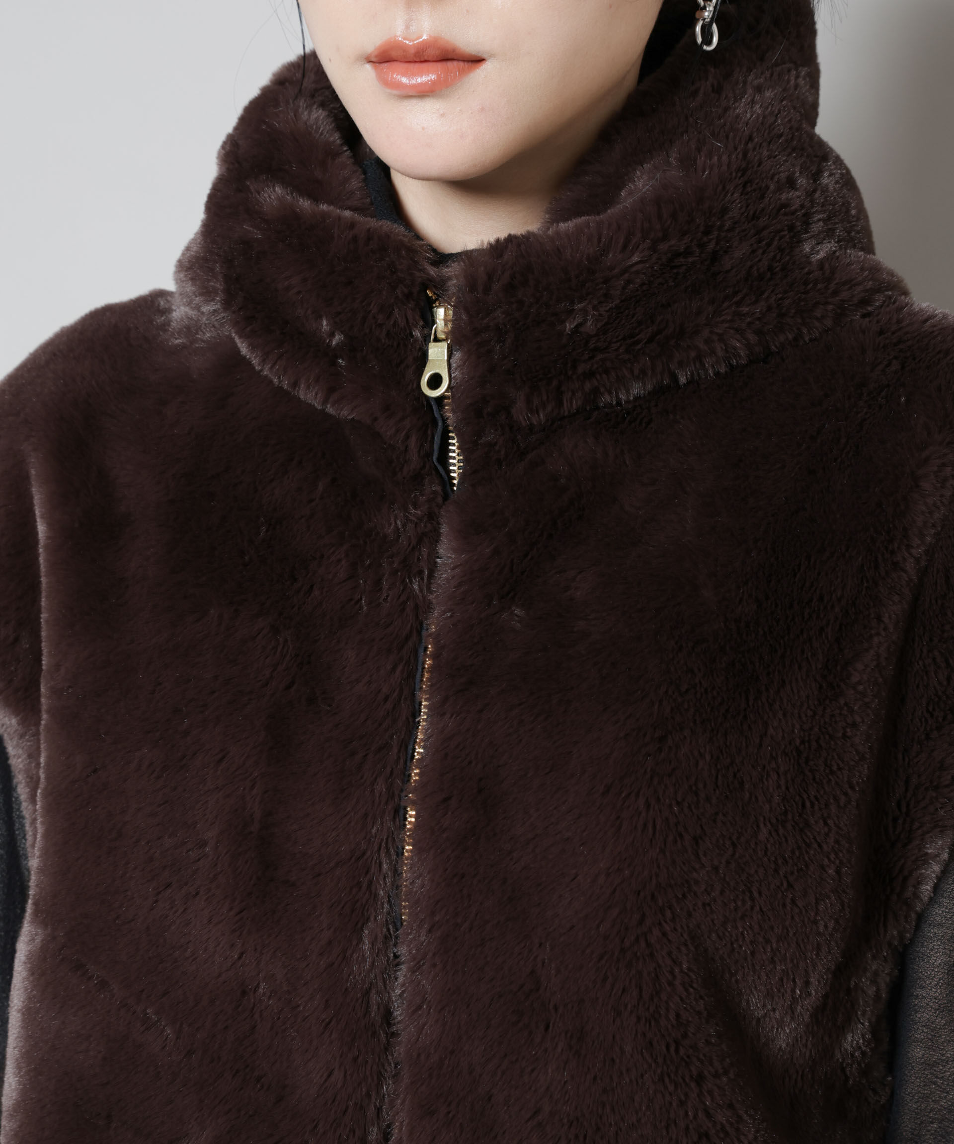 nano･universe「フェイクファーフードベスト」|テーラードジャケット|