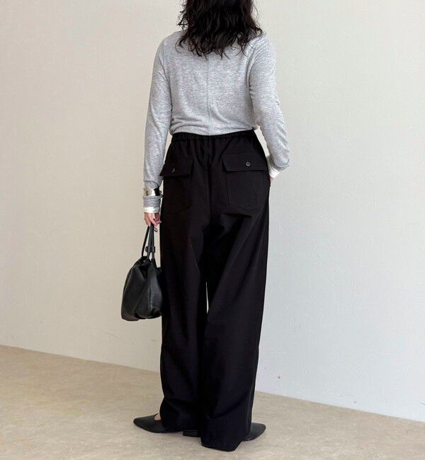 fredy emue「2タックバレルパンツ」|チノ|