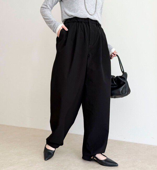 fredy emue「2タックバレルパンツ」|チノ|