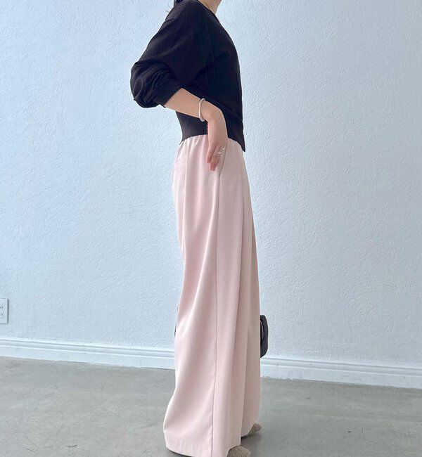  「【ウォッシャブル】【シーズンレスで使える】タックワイドスラックス」|チノ|