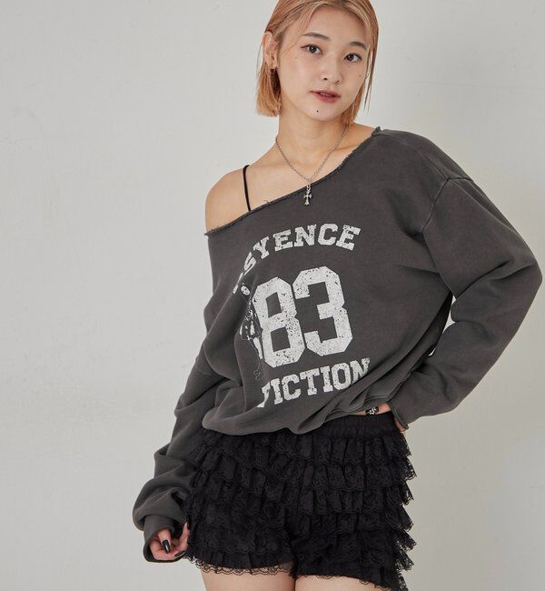  「ELLIOTT NUMBERIHG ONE-SHOULDERSWEATSHIRT」|Tシャツ・カットソー|