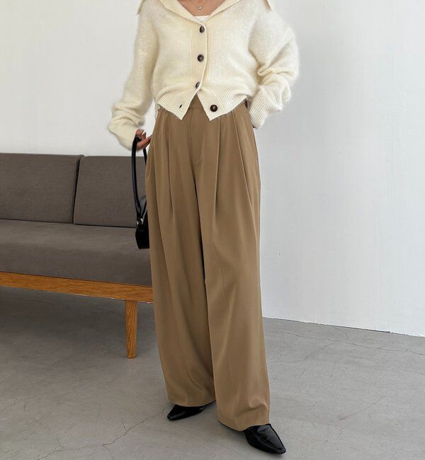  「【選べる4サイズ展開/全骨格細見え】すっきりスラックスワイドパンツ」|チノ|