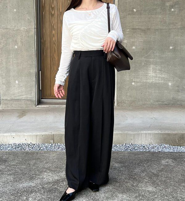  「【選べる4サイズ展開/全骨格細見え】すっきりスラックスワイドパンツ」|チノ|