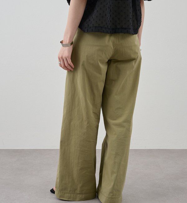  「《旬のコーデに》ミリタリーパンツ」|チノ|