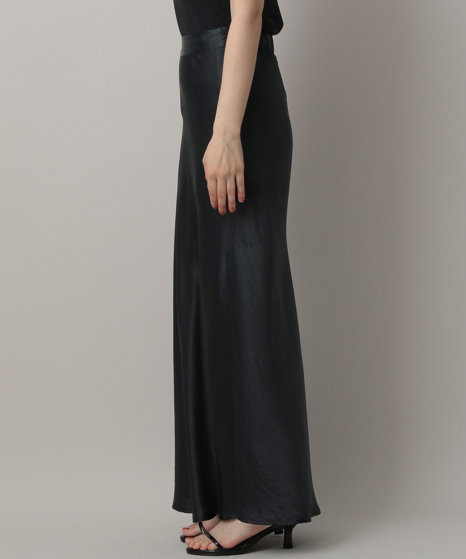 A part by 「カトリーヌサテンナロースカート」|スカート|