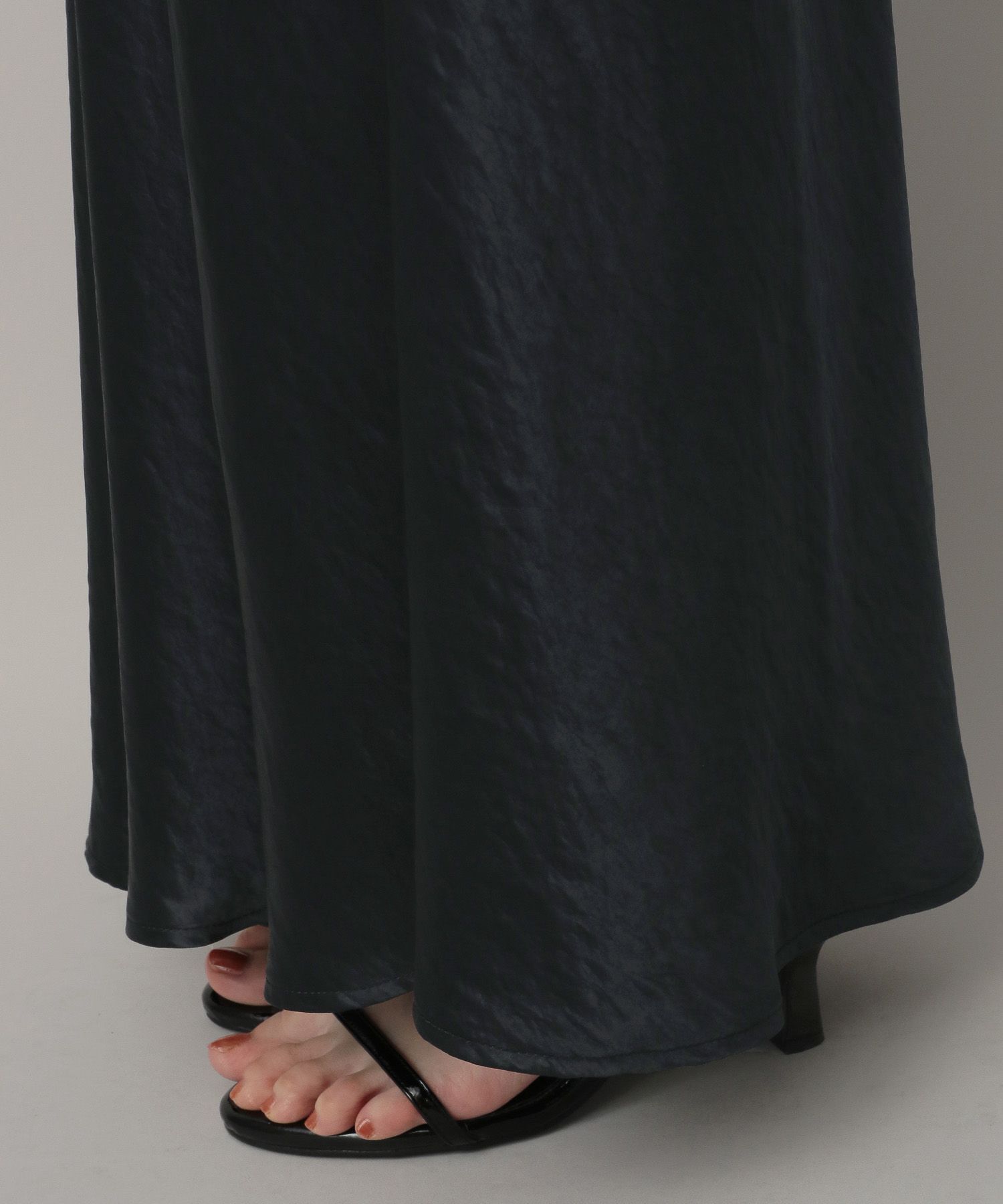 A part by 「カトリーヌサテンナロースカート」|スカート|