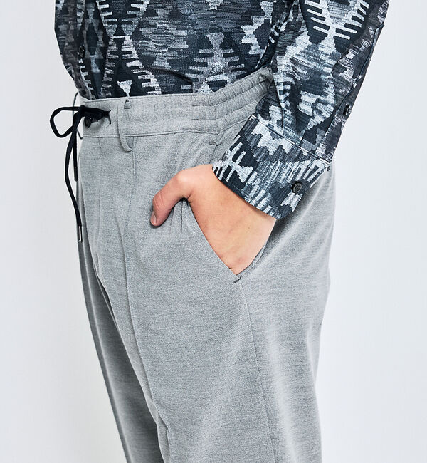 ABAHOUSE「【ON/OFF兼用】パウダータッチ  ピンタック イージースラックス / 360」|スラックス|