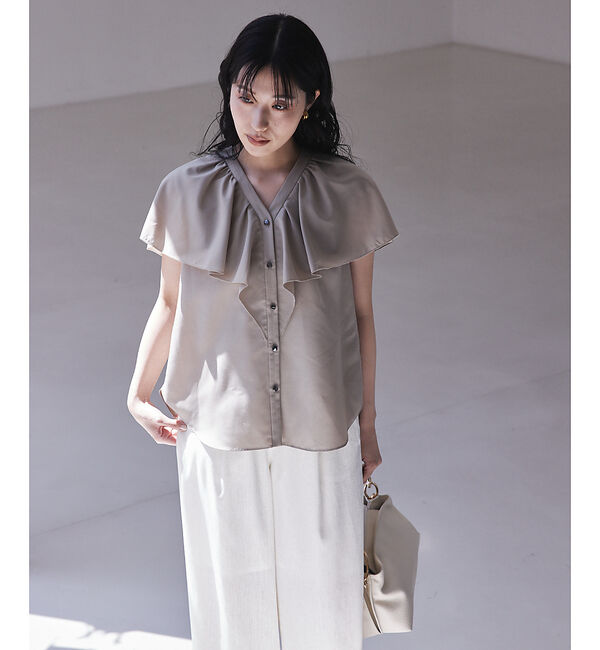 qualite「ラッフルカラーVネックブラウス」|シャツ・ブラウス|カーキ