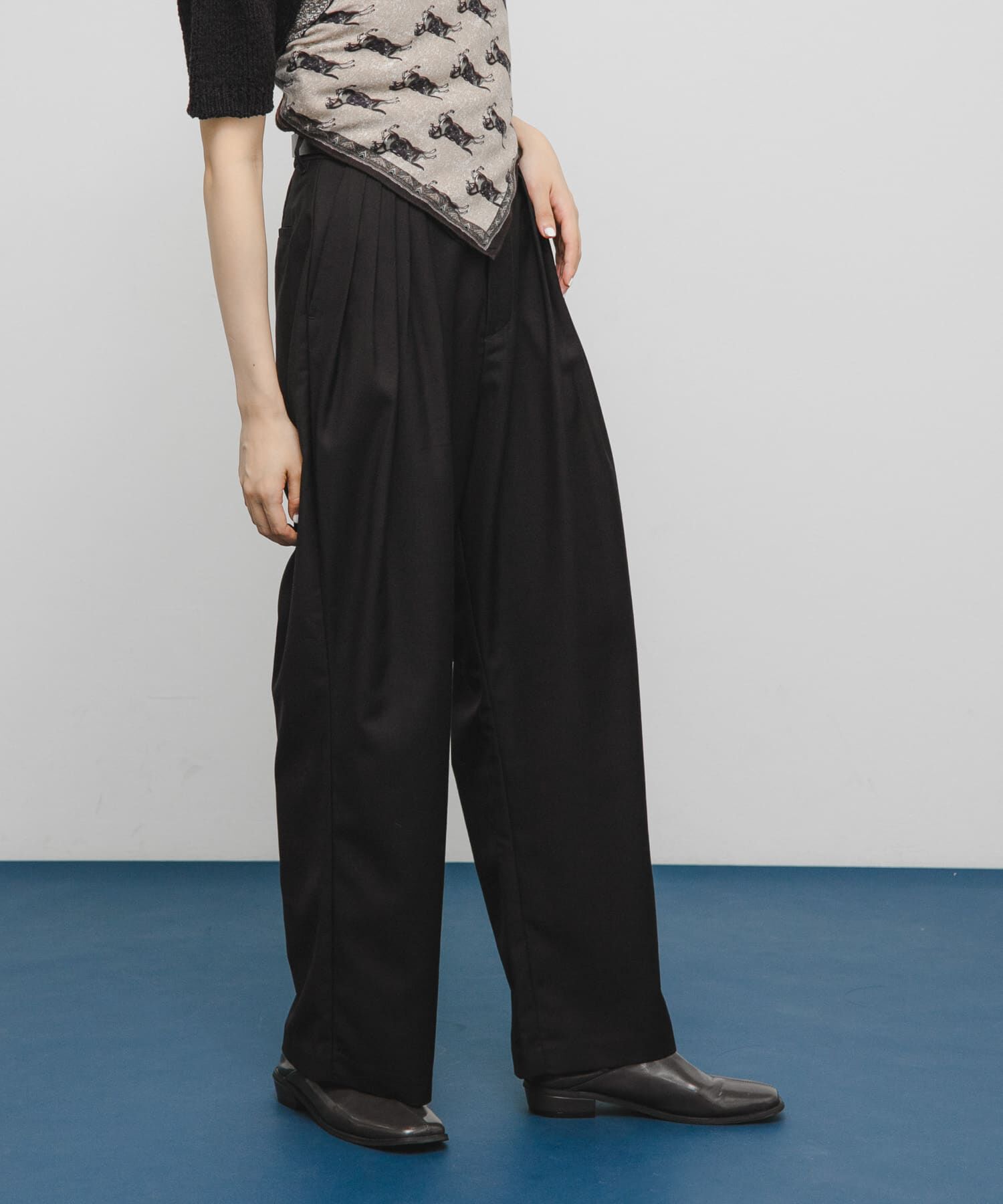  「タックデザインスラックス」|その他|ブラック