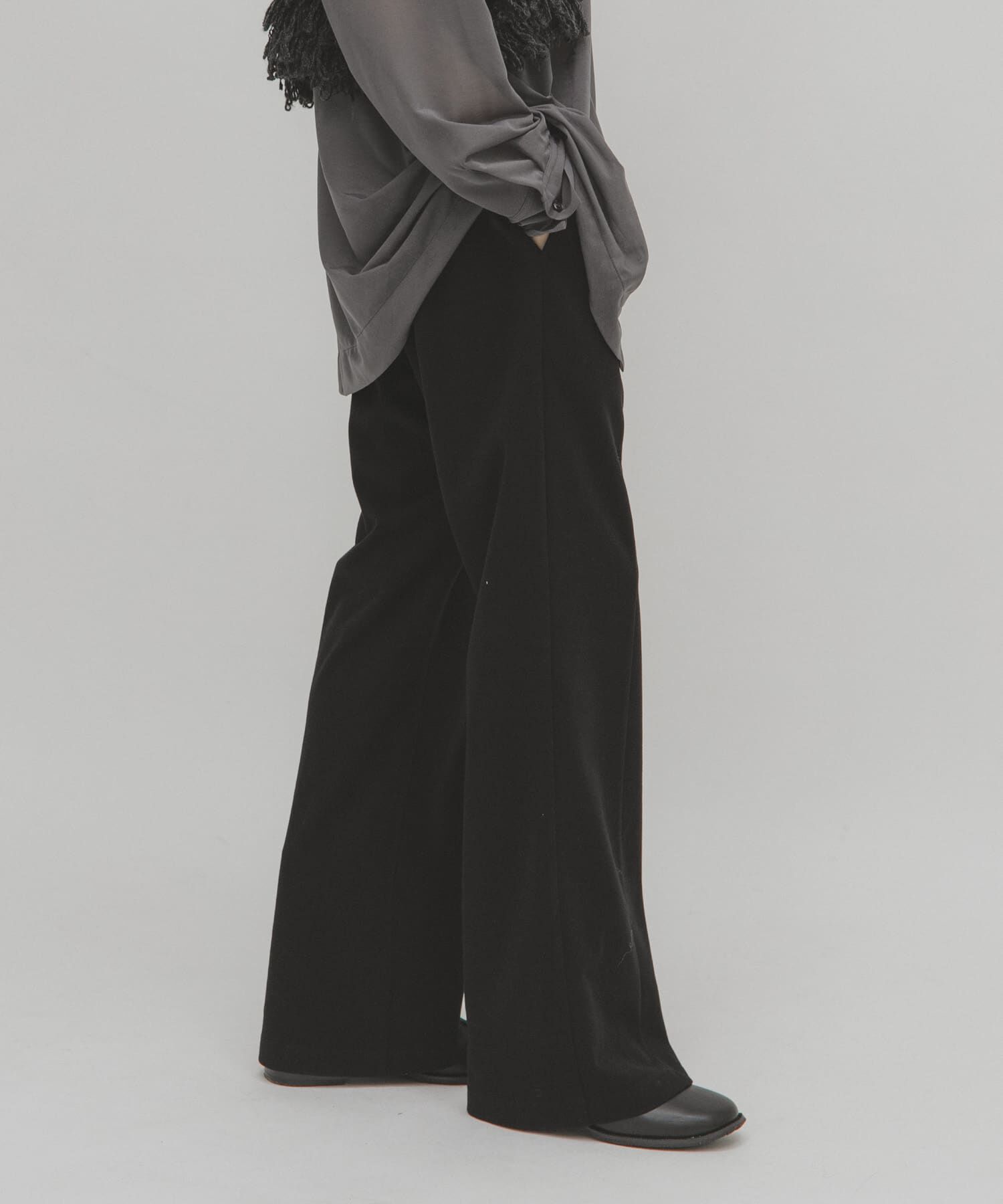  「イージーフレアパンツ」|その他|