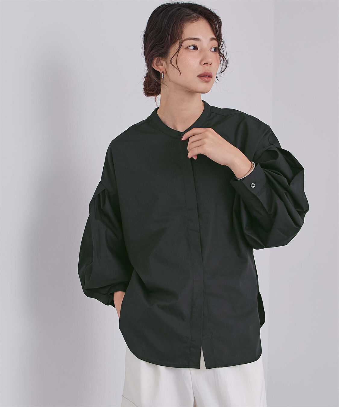 ur's「ボリューム袖ブラウス」|シャツ・ブラウス|ブラック