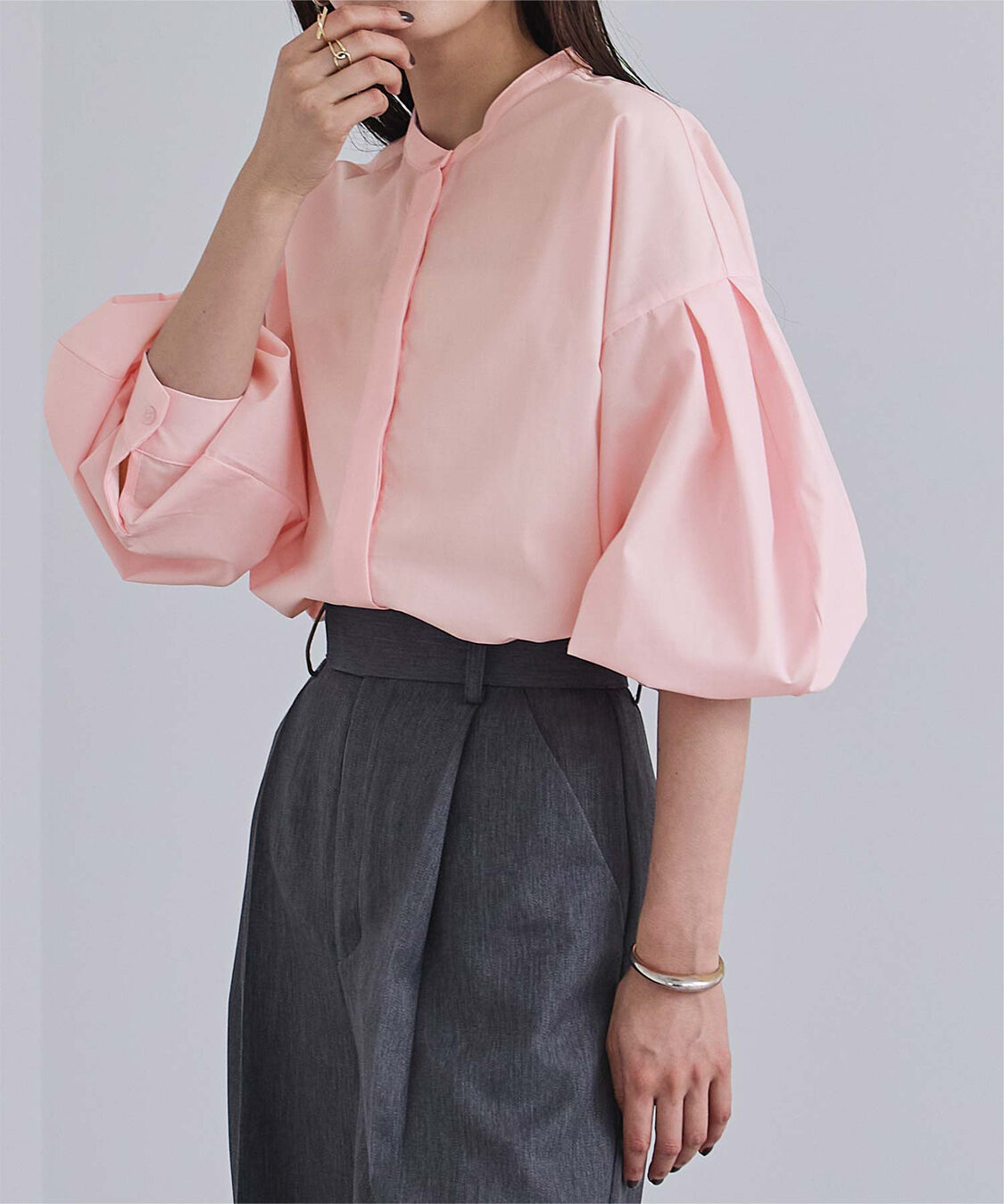 ur's「ボリューム袖ブラウス」|シャツ・ブラウス|