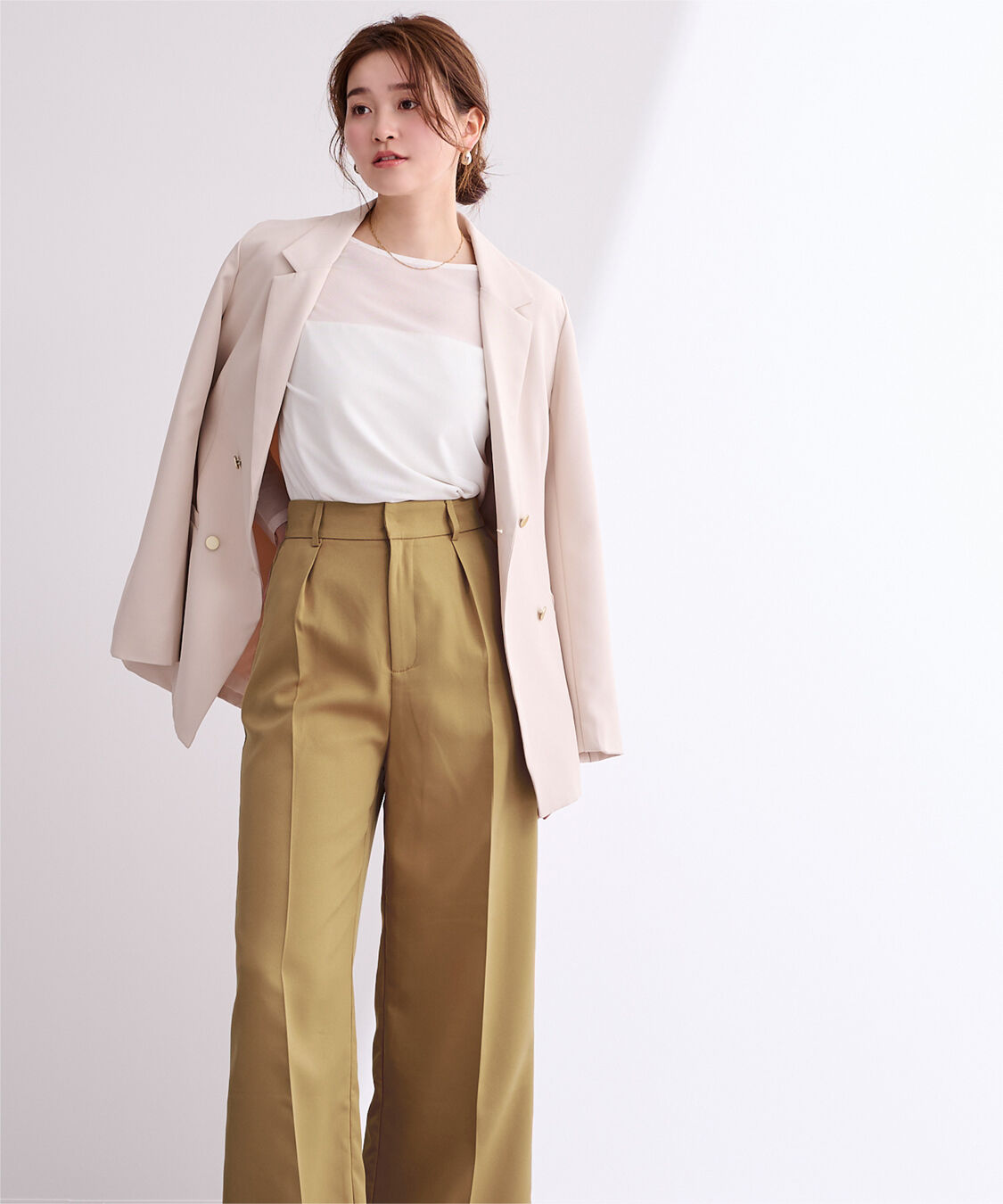 ur's「ワンタックカラーワイドパンツ」|スラックス|