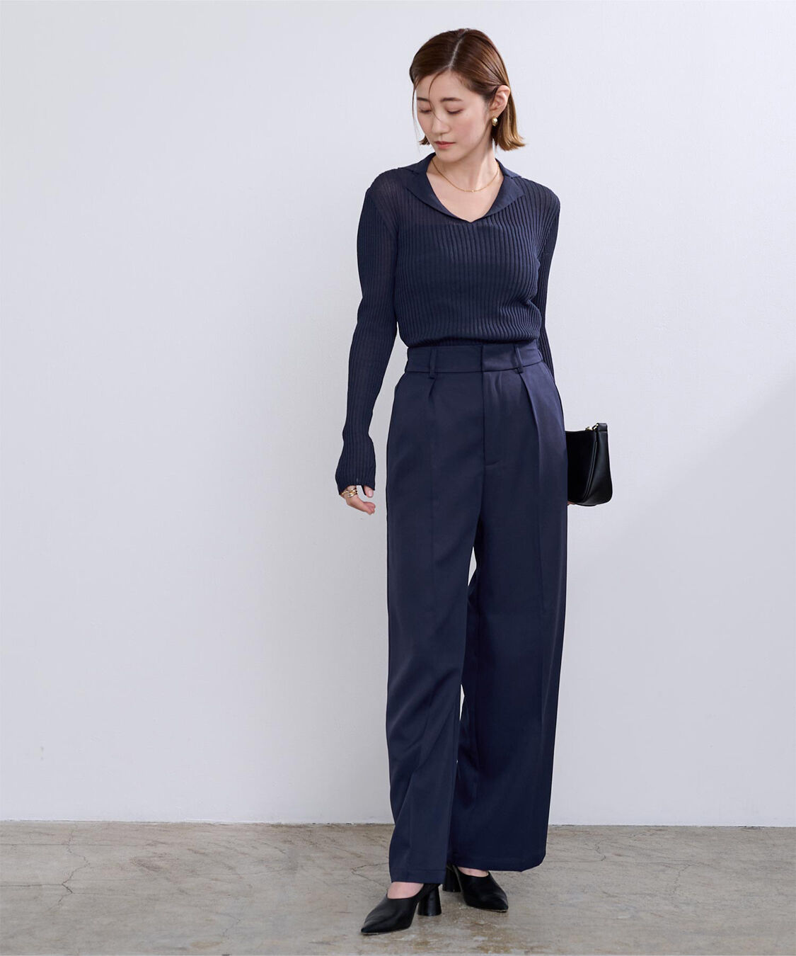 ur's「ワンタックカラーワイドパンツ」|スラックス|