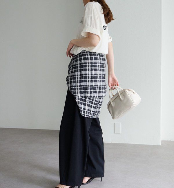  「ロゴ刺繍&times;フロッキープリント麻混Tシャツ」|Tシャツ・カットソー|