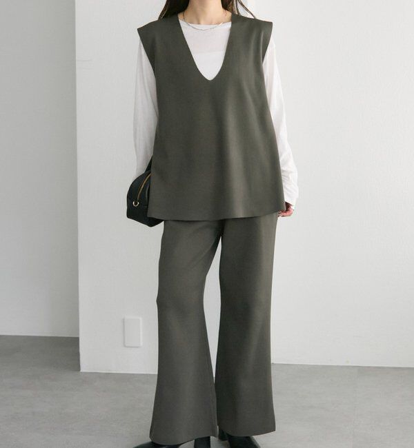  「スポンディッシュVネックニットベスト」|ニット・セーター|