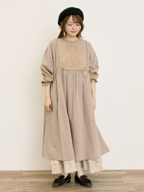 Samansa Mos2「【S/Mサイズ】配色刺繍ワンピース」|ワンピース|グレー