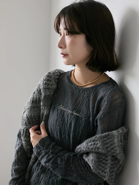 Samansa Mos2 blue「シアージャガードロゴ入りプルオーバー」|Tシャツ・カットソー|チャコールグレー