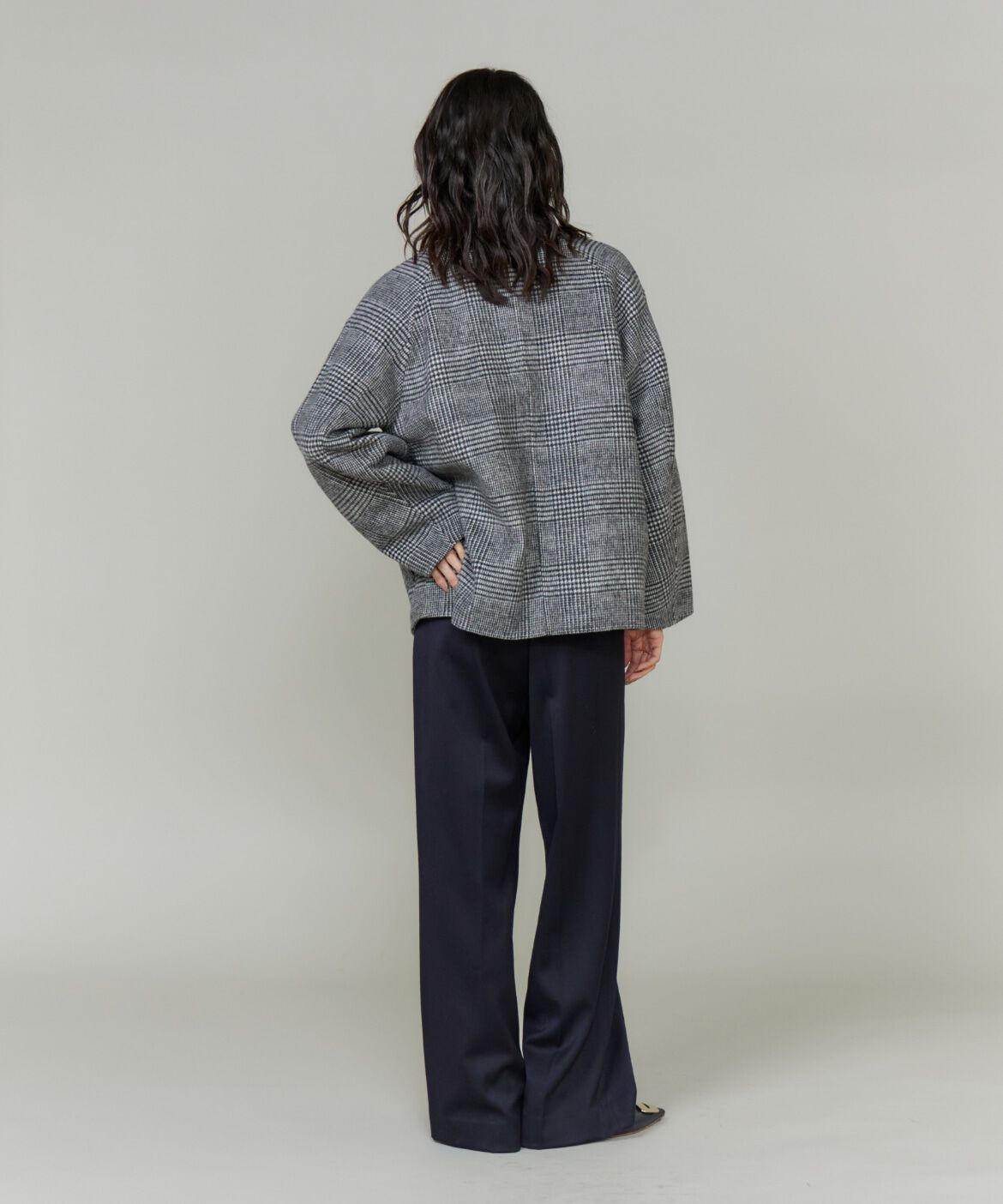 INED「ノーカラーショートコート」|ピーコート|