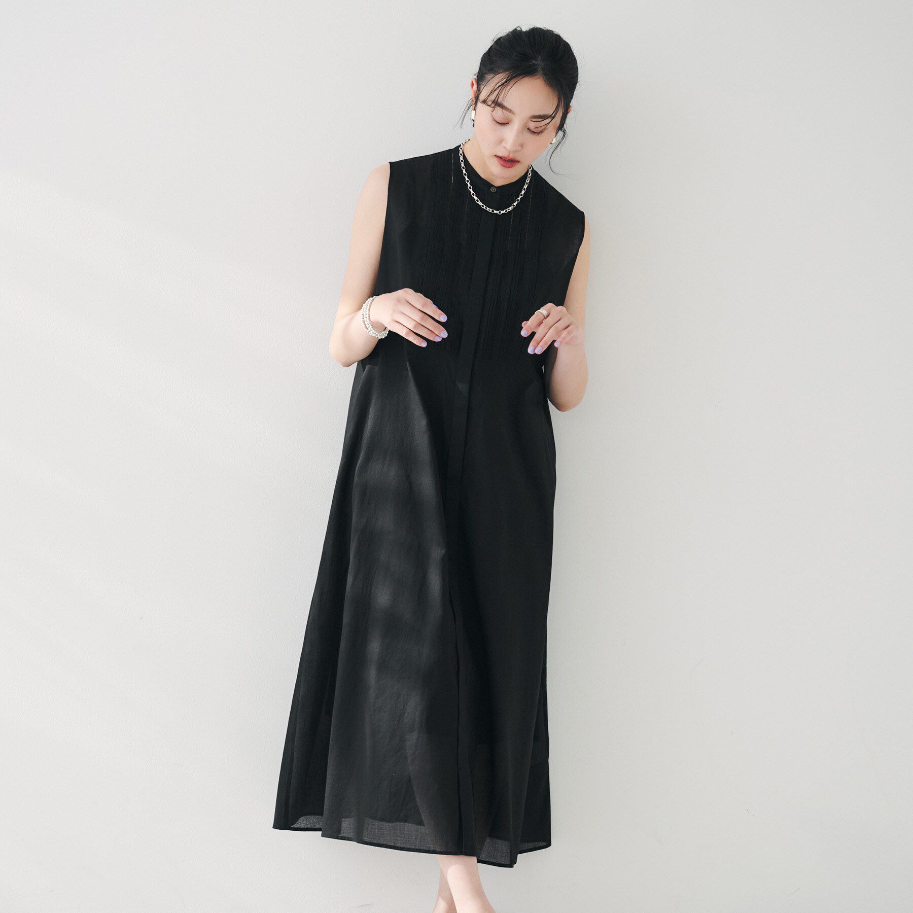 UNTITLED「【シアー/前開き/夏ワンピ】コットンピンタックワンピース」|ワンピース|ブラック(019)