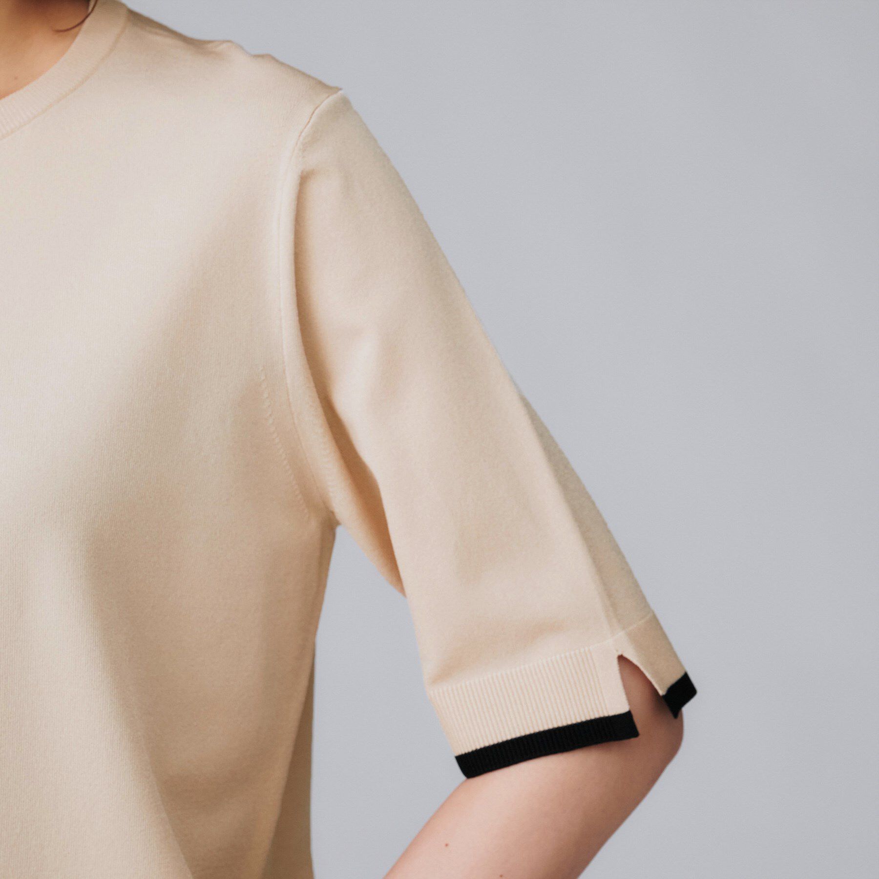 UNTITLED「【アンサンブル可/薄手/洗える】5分袖クルーニット」|ニット・セーター|