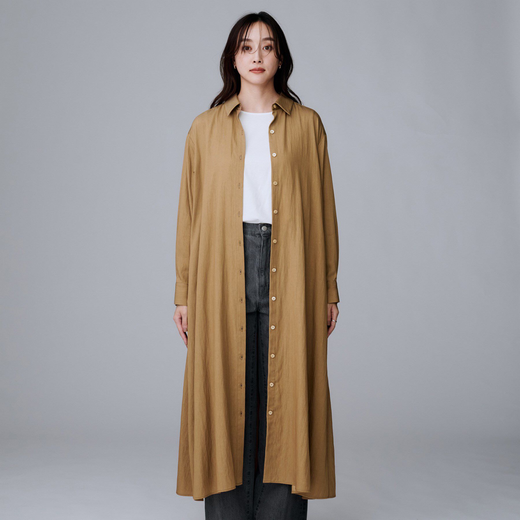 UNTITLED「【前開きボタン/ベルト付/羽織シャツ/】2WAYトレンチ風ワンピース」|ワンピース|