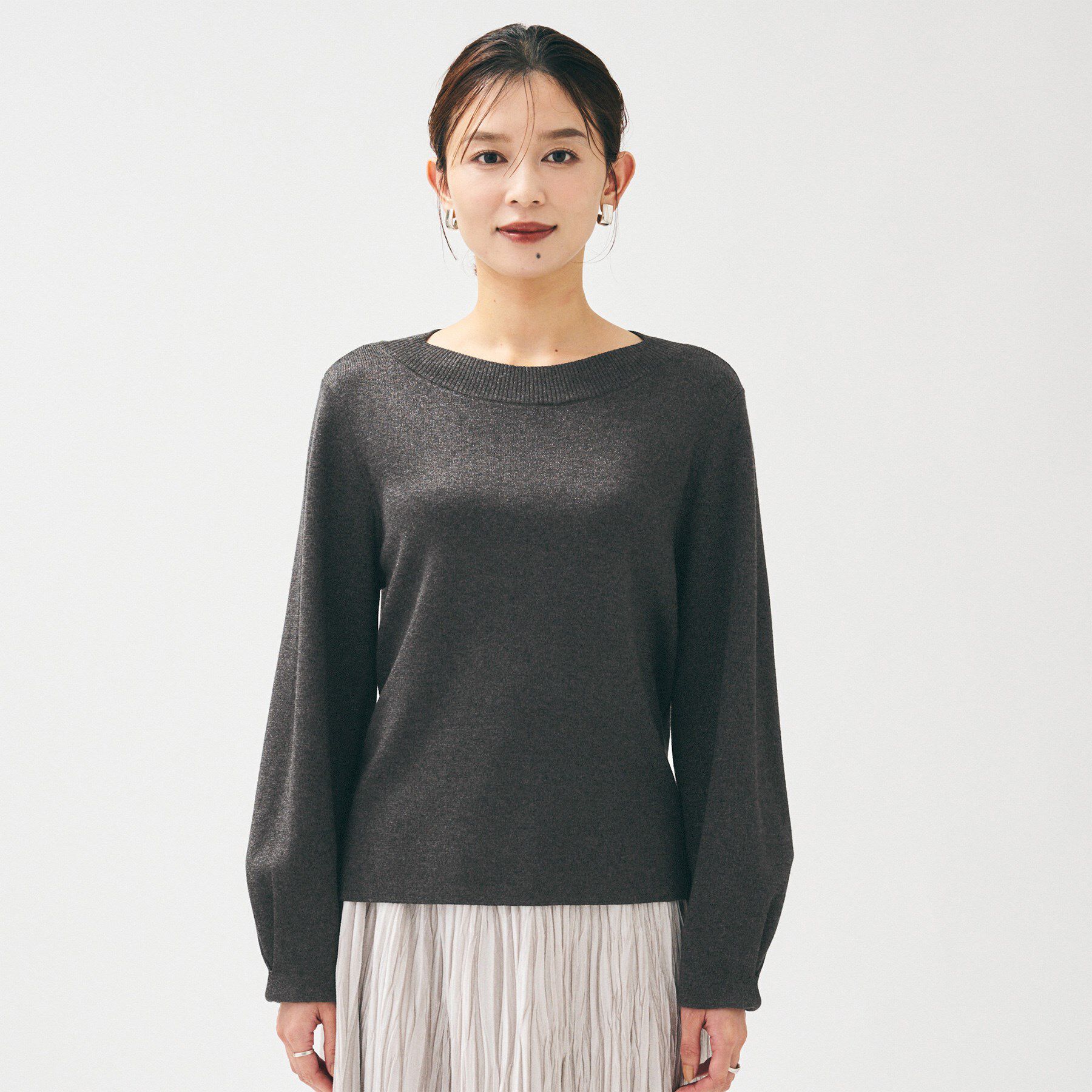 UNTITLED「【きれいめ/洗える】ラメ入りワイドボートネックニット」|ニット・セーター|