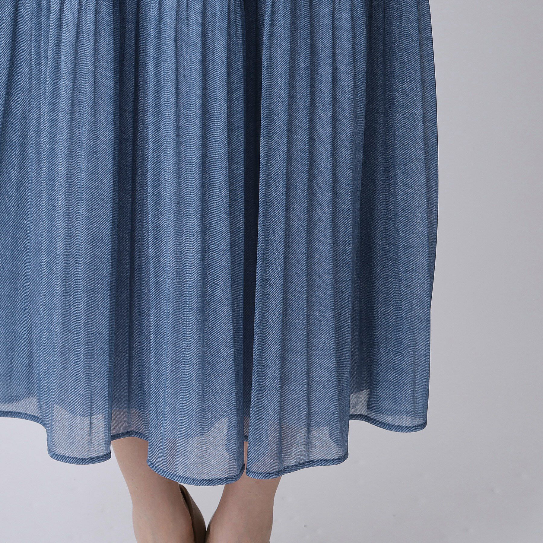 COUP DE CHANCE「【手洗い可／ウエストゴム】デニム柄プリントのプリーツスカート」|スカート|