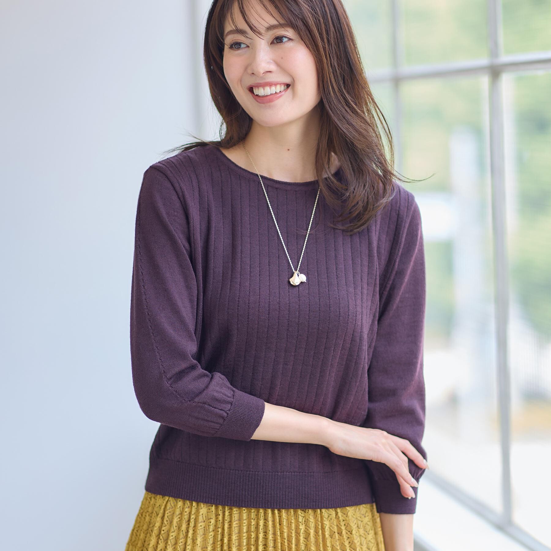 Reflect「【WEB先行カラーあり／インナーにおすすめ◎／アンサンブル可】すっきり見え縦編み柄ニット」|ニット・セーター|ブラウン(043)