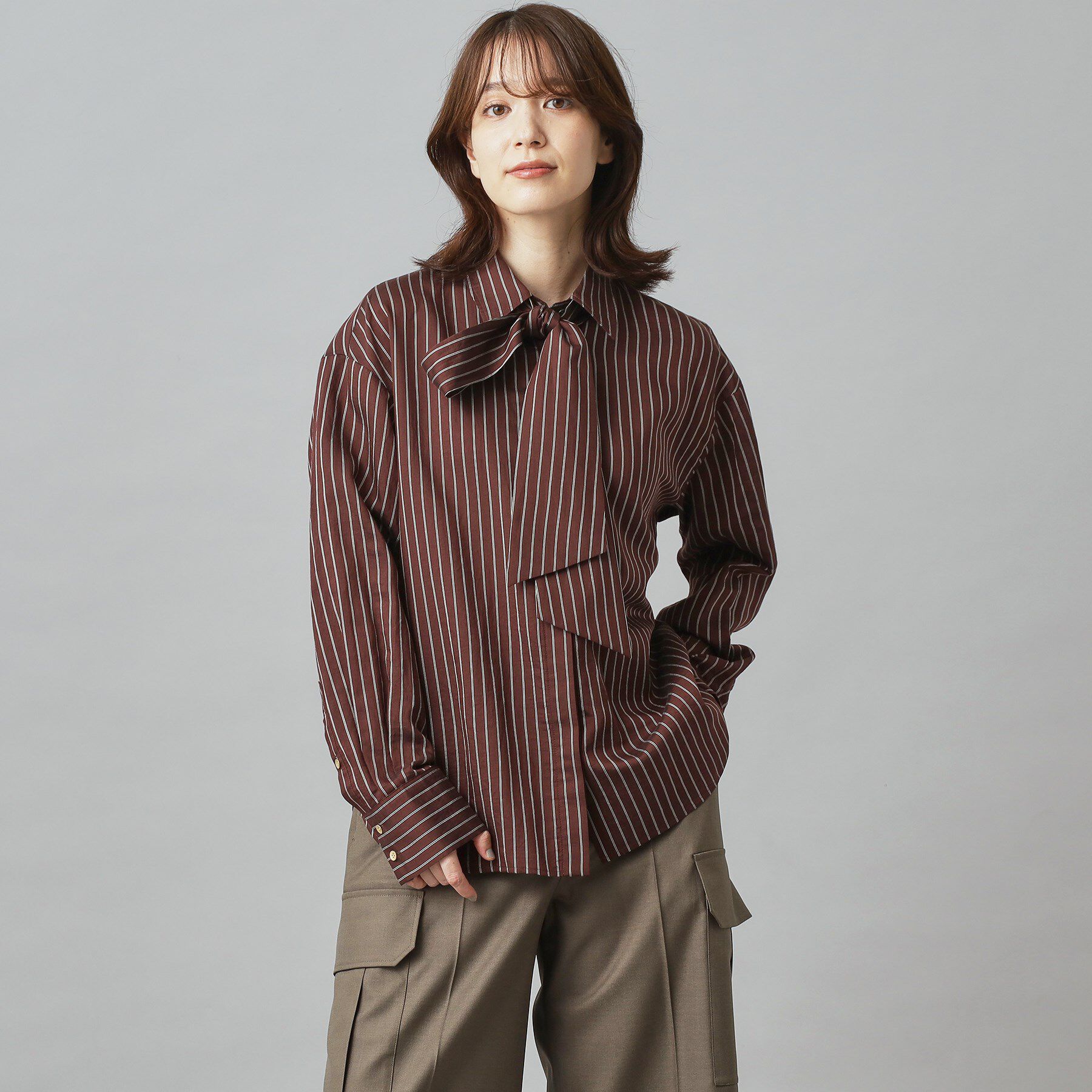 DRESSTERIOR「【洗える/オンオフ/otonaMUSE 11月号掲載】3WAYタイ付きアーカーストライプシャツ」|シャツ・ブラウス|